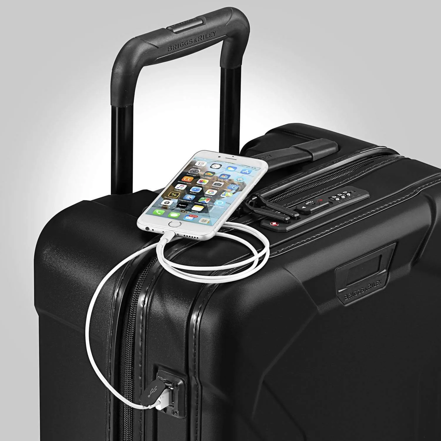 Briggs & Riley Torq International Carry-On Spinner Luggage