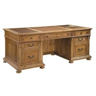 Hekman Wellington Hall Executive Desk 7-9300