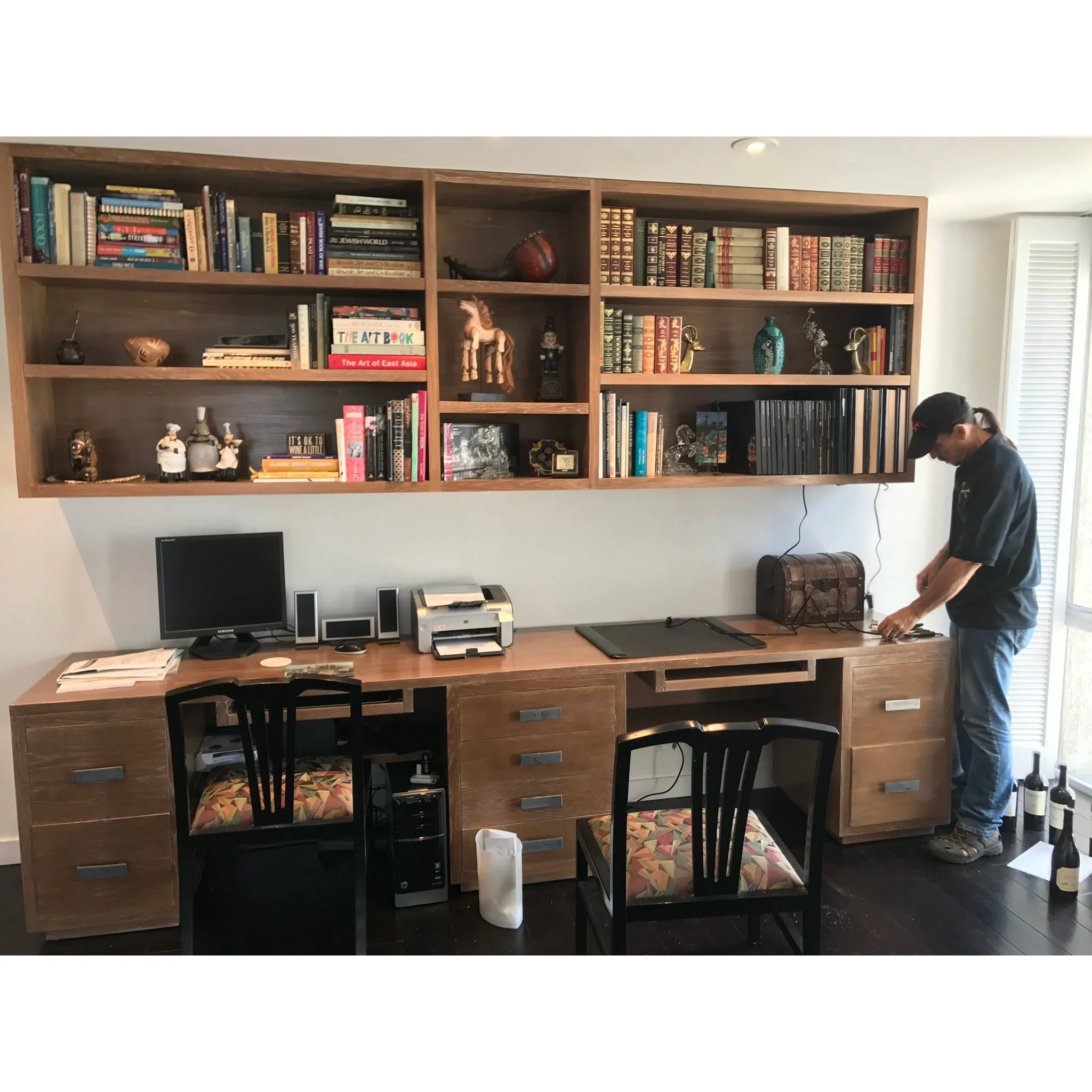 Modern Home Office Desk and Bookcase