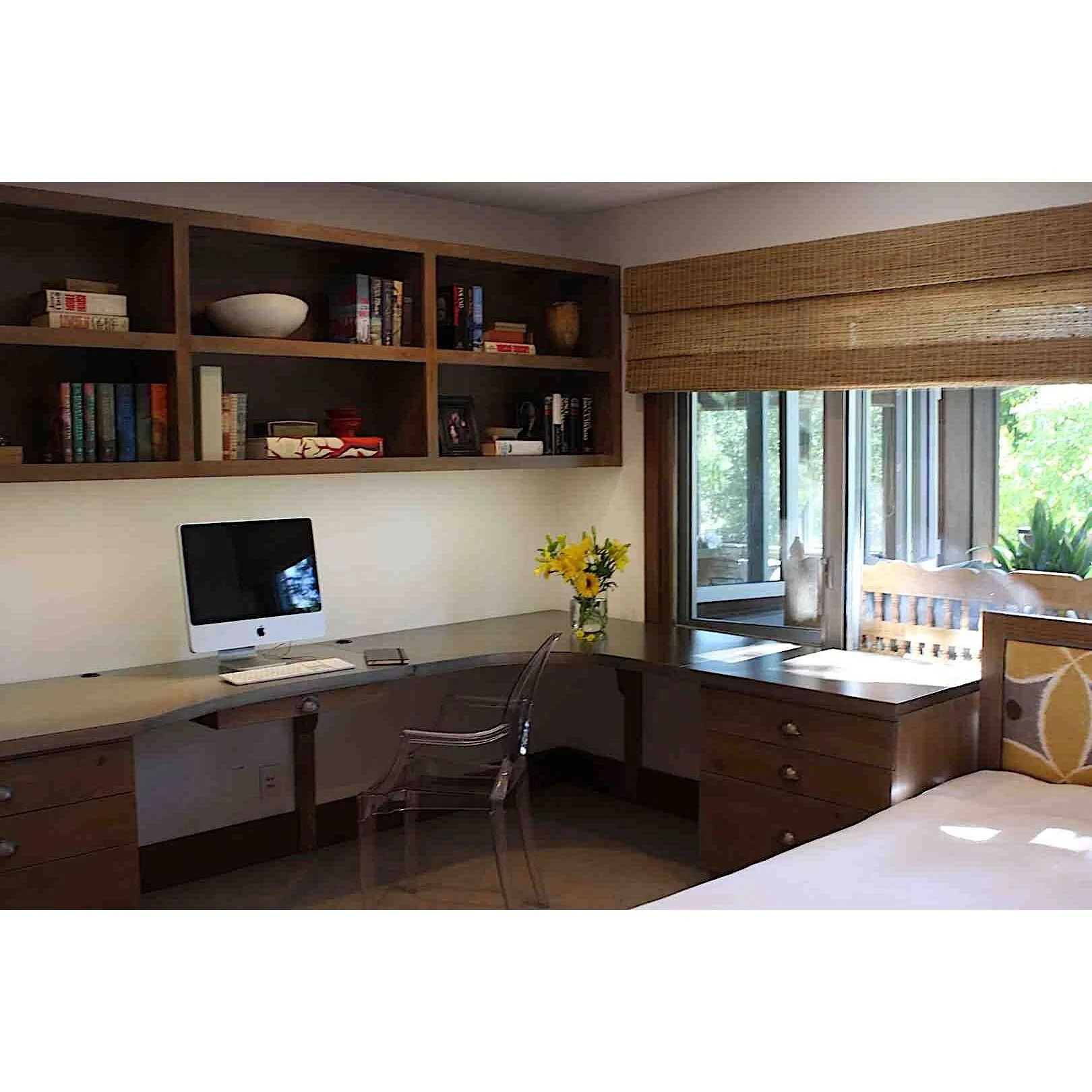 Modern Home Office Desk and Bookcase