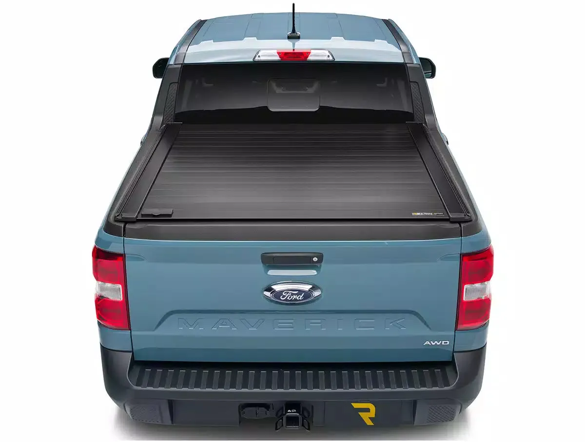 Retrax PRO XR Manual Retractable Tonneau Cover w/ T-Slot Rails